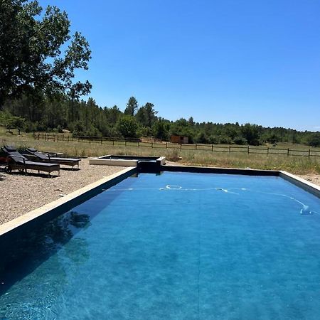 Charmant Appartement Independant Au Sein D'Un Mas Provencal Aups Εξωτερικό φωτογραφία